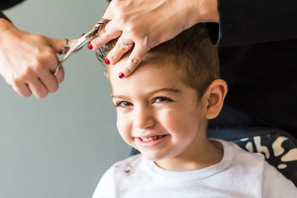 Coupe enfant à Cluses